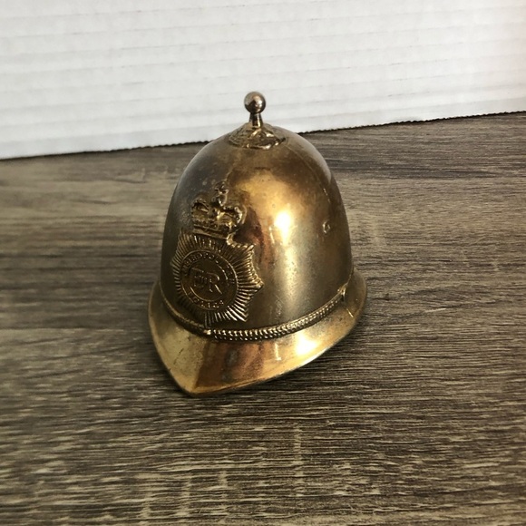 Vtg E R Metropolitan Police Helmet Bell - Picture 5 of 15